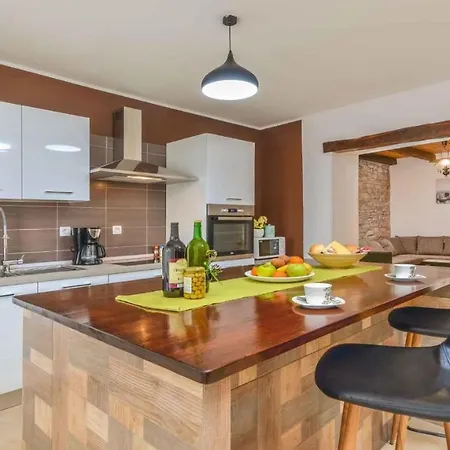 בית נופש Holiday In Tinjan/istrien 38452